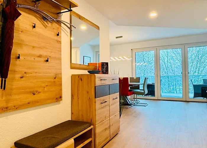 Duhner Allee 10, Sünnsied